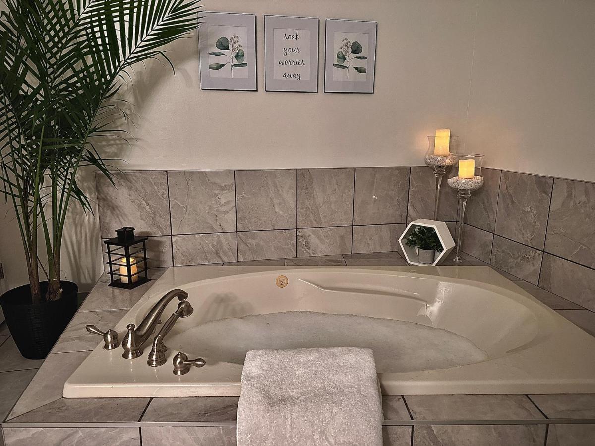 Settlers Suites Niagara-on-the-Lake Exteriör bild